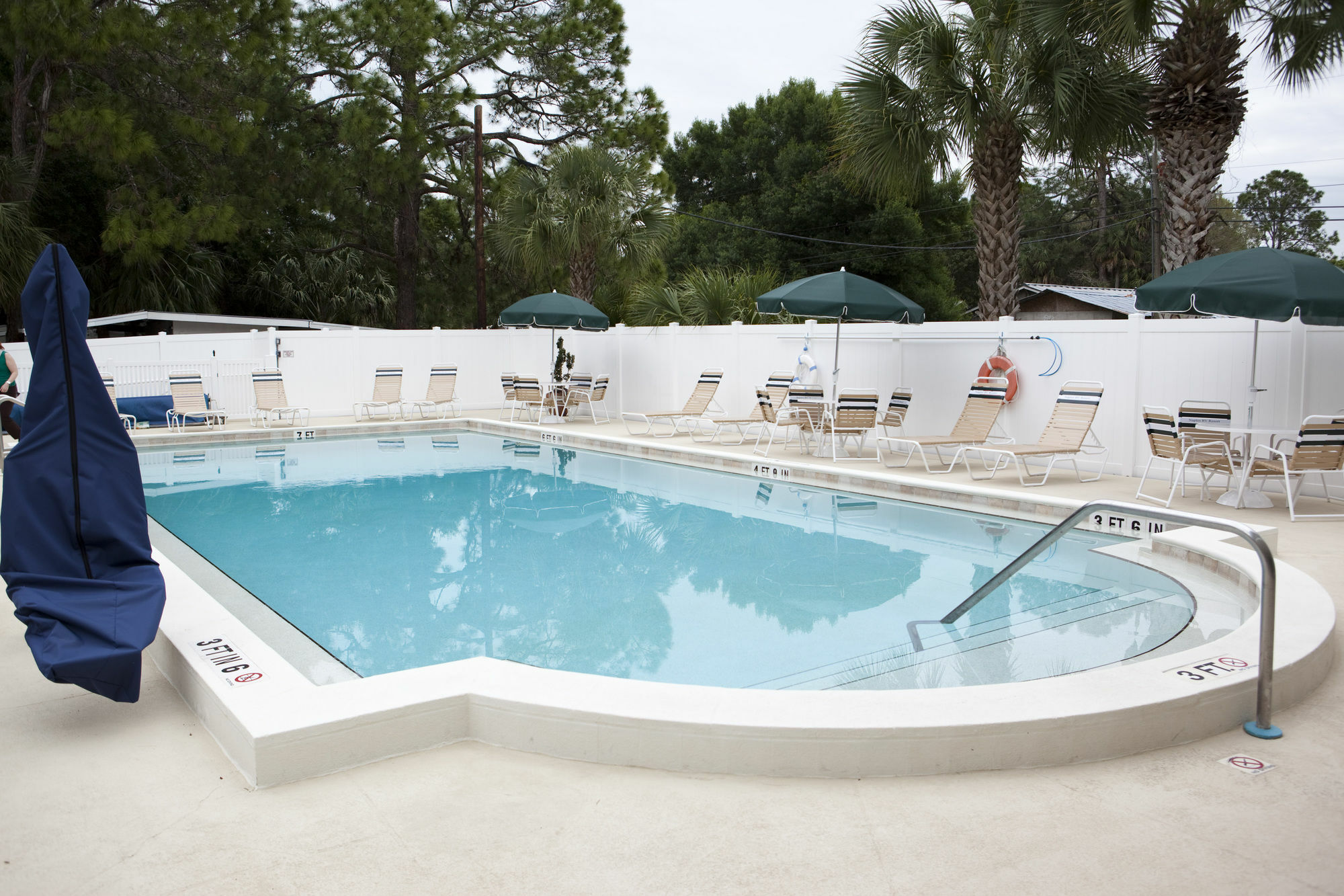 Naples Rv Resort Naples Manor 外观 照片