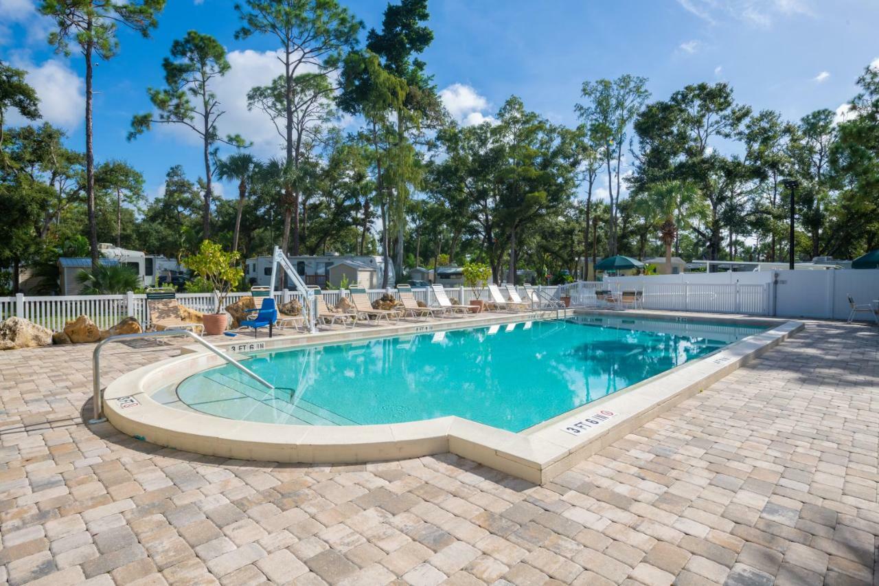 Naples Rv Resort Naples Manor 外观 照片