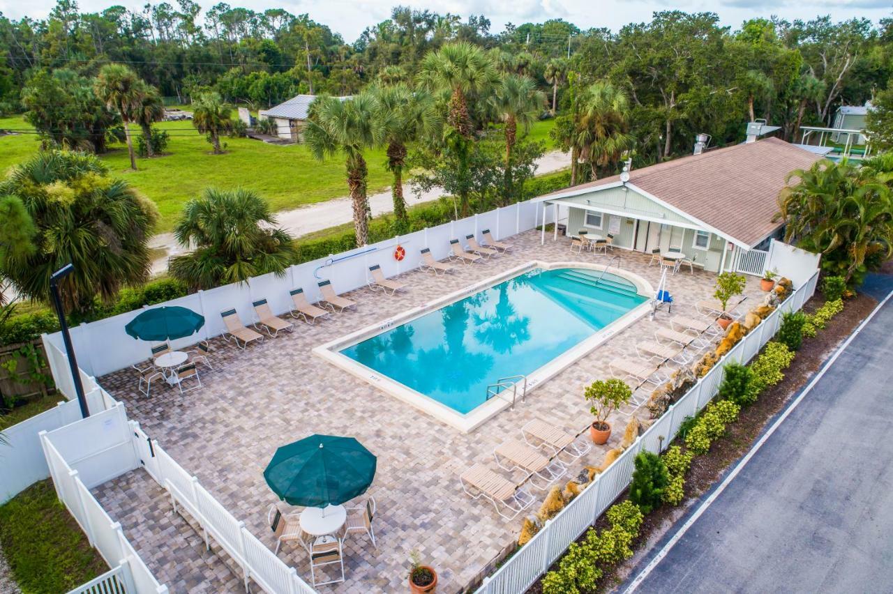 Naples Rv Resort Naples Manor 外观 照片